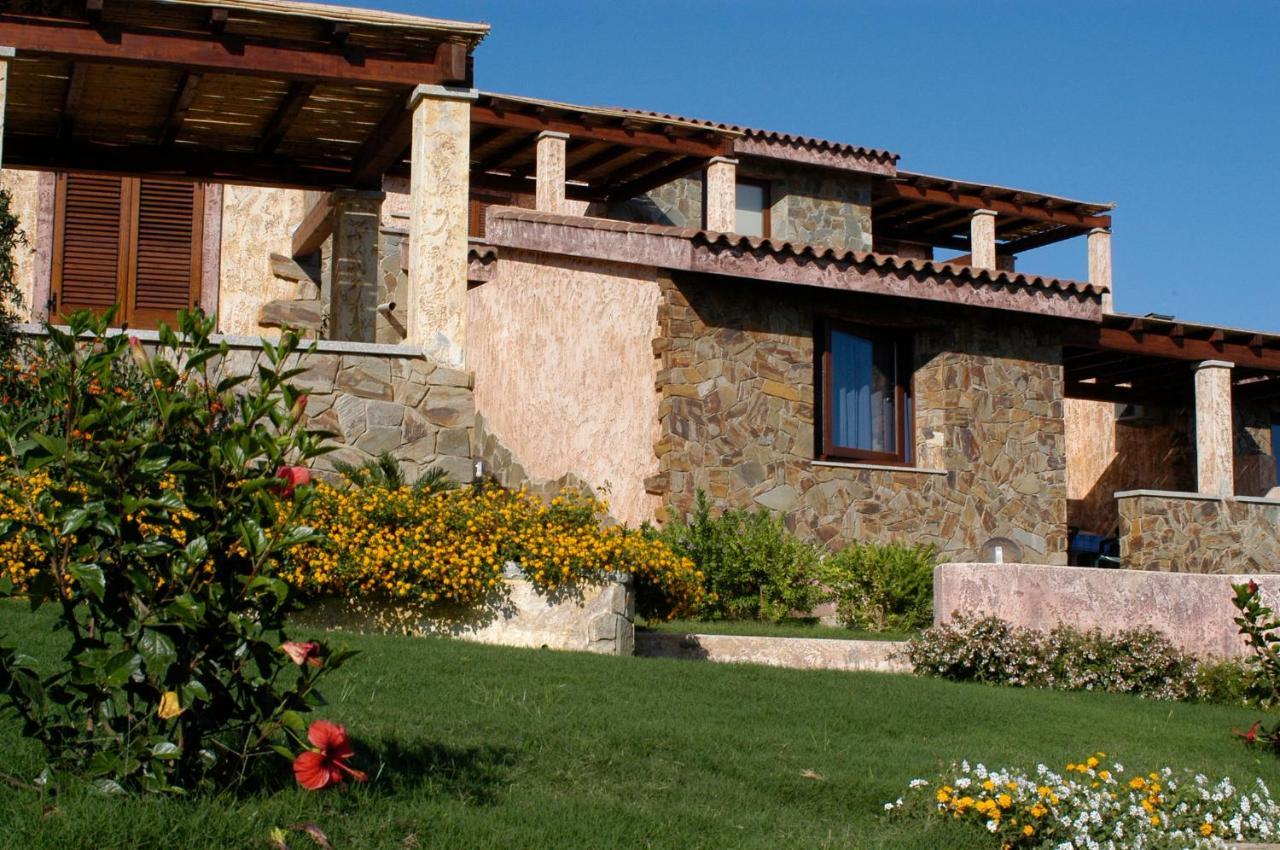Residence Il Borgo Di Porto Corallo Villaputzu Exteriör bild