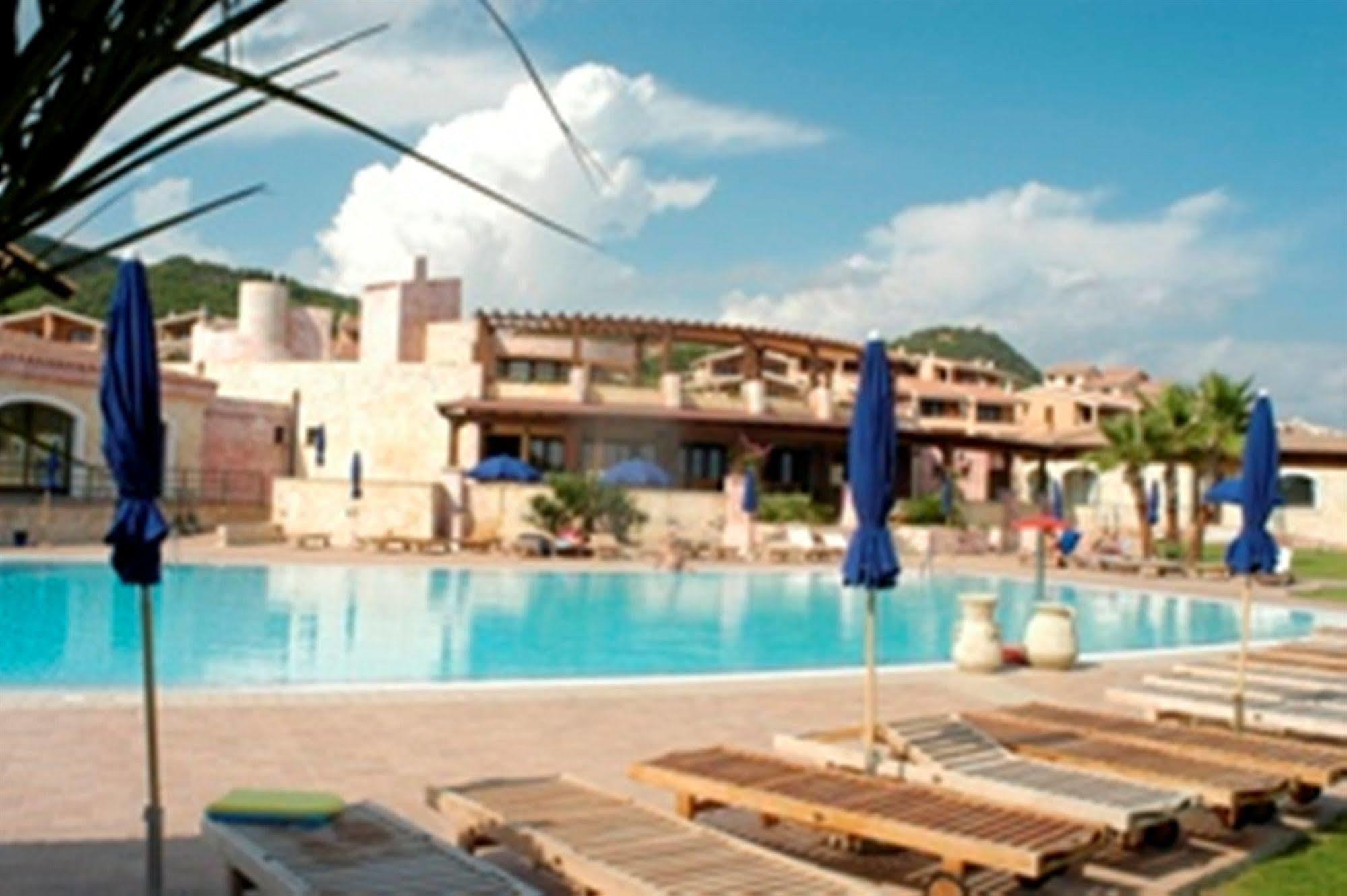 Residence Il Borgo Di Porto Corallo Villaputzu Exteriör bild
